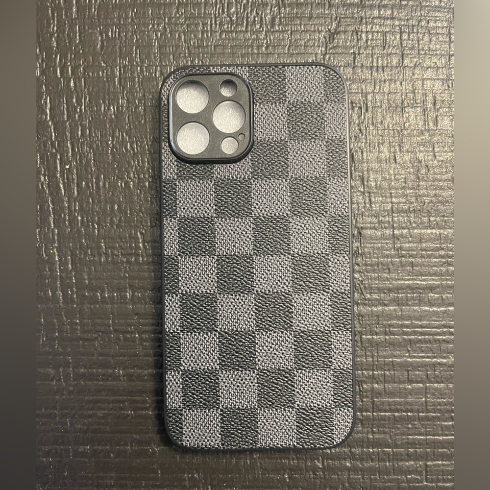 iPhone 12 pro max Checkered Black and Gray Phone Case. NWOT